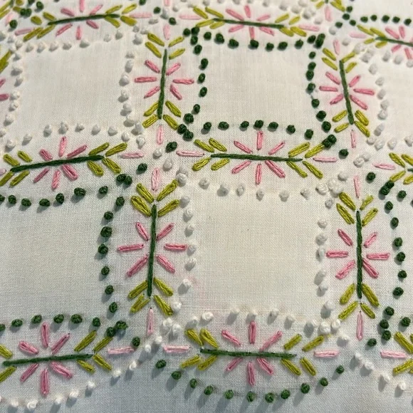 * SOLD * Accent Pillow Cottage Country Classic Handmade Embroidered & Eyelet - Picture 3 of 4